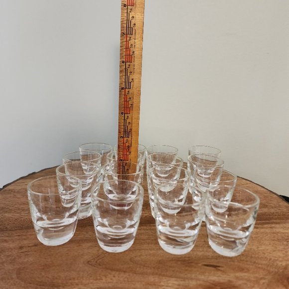 Shot Glass Chess Set - Picture 8 of 8